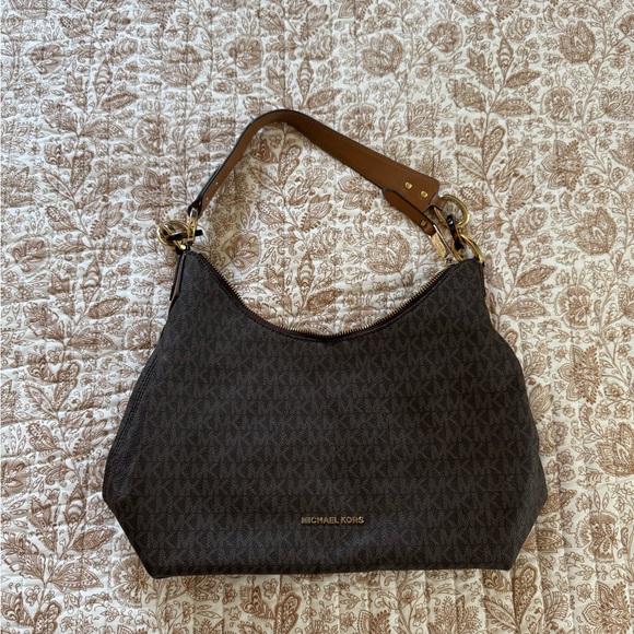Michael Kors Isabella Brown Shoulder Bag - Picture 1 of 9